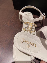 Load image into Gallery viewer, Chanel Pearl CC Logo Thong Sandals Calfskin Leather Spring/Summer Act 2 Collection White