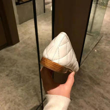 Load image into Gallery viewer, Chanel Women Ballerinas in Aged Calfskin Leather-Beige