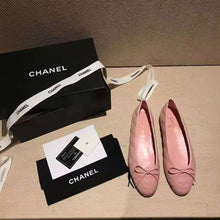 Load image into Gallery viewer, Chanel Women Ballerinas in Aged Calfskin Leather-Pink
