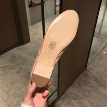 Load image into Gallery viewer, Chanel Women Ballerinas in Aged Calfskin Leather-Pink