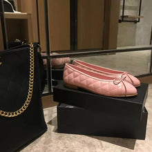 Load image into Gallery viewer, Chanel Women Ballerinas in Aged Calfskin Leather-Pink
