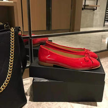 Load image into Gallery viewer, Chanel Women Ballerinas in Patent Calfskin Leather-Red