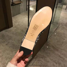 Load image into Gallery viewer, Chanel Women Ballerinas in Tweed Fabrics-Black