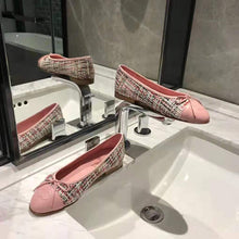 Load image into Gallery viewer, Chanel Women Ballerinas in Tweed Fabrics-Pink