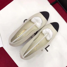 Load image into Gallery viewer, Chanel Women Pumps Lambskin Grosgrain Shoes White