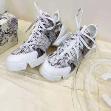 Load image into Gallery viewer, Dior Women D-Connect Sneaker Black White Dior Around the World Technical Fabric