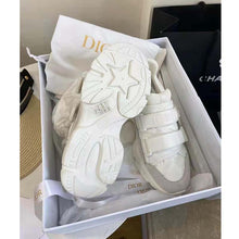 Load image into Gallery viewer, Dior Women D-Wander Sneaker Uber White Camouflage Technical Fabric