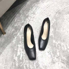 Load image into Gallery viewer, Dior Women Deesse Pump Black Lambskin