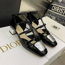 Load image into Gallery viewer, Dior Women La Parisienne Dior Ballerina Flat Black Patent Calfskin