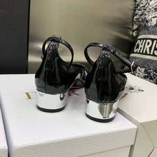Load image into Gallery viewer, Dior Women La Parisienne Dior Pump Black Patent Calfskin