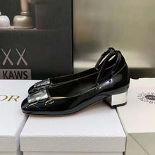Load image into Gallery viewer, Dior Women La Parisienne Dior Pump Black Patent Calfskin