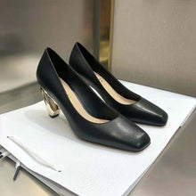Load image into Gallery viewer, Dior Women Rhodes Pump Black Calfskin