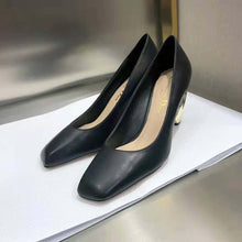 Load image into Gallery viewer, Dior Women Rhodes Pump Black Calfskin