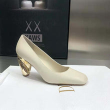 Load image into Gallery viewer, Dior Women Rhodes Pump White Calfskin
