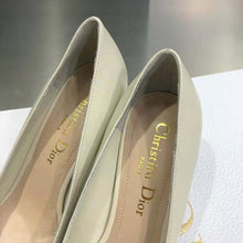Load image into Gallery viewer, Dior Women Rhodes Pump White Calfskin