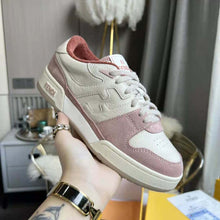 Load image into Gallery viewer, Fendi Unisex Match Low-Tops in Pink Suede