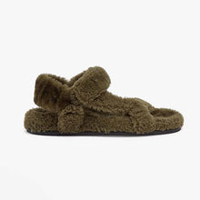 Load image into Gallery viewer, Fendi Women Feel Green Sheepskin Sandals