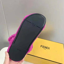 Load image into Gallery viewer, Fendi Women Feel Purple Sheepskin Sandals