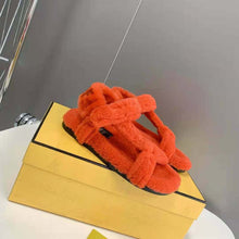 Load image into Gallery viewer, Fendi Women Feel Red Sheepskin Sandals