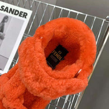 Load image into Gallery viewer, Fendi Women Feel Red Sheepskin Sandals