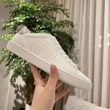 Load image into Gallery viewer, Gucci GG Unisex Ace Sneaker with Interlocking G White Leather