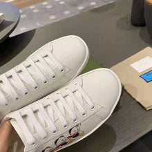 Load image into Gallery viewer, Gucci GG Unisex Disney x Gucci Donald Duck Ace Sneaker-White