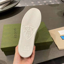 Load image into Gallery viewer, Gucci GG Unisex Disney x Gucci Donald Duck Ace Sneaker White Leather