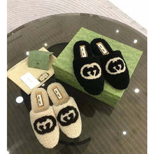 Load image into Gallery viewer, Gucci GG Unisex Slipper with Interlocking G Light Black Interlocking G Merino Wool