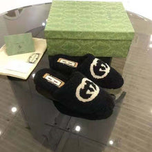 Load image into Gallery viewer, Gucci GG Unisex Slipper with Interlocking G Light Black Interlocking G Merino Wool
