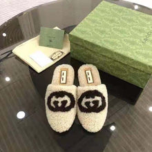 Load image into Gallery viewer, Gucci GG Unisex Slipper with Interlocking G Light Brown Interlocking G Merino Wool