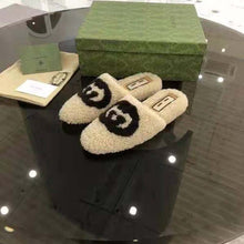 Load image into Gallery viewer, Gucci GG Unisex Slipper with Interlocking G Light Brown Interlocking G Merino Wool