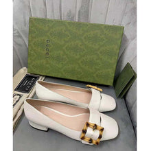 Load image into Gallery viewer, Gucci GG Women Ballet Flat with Bamboo Buckle White Leather