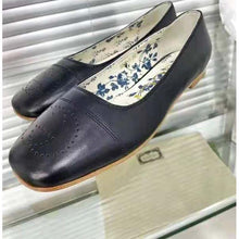 Load image into Gallery viewer, Gucci GG Women Ballet Flat with Interlocking G Black Leather 1 cm Heel