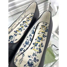 Load image into Gallery viewer, Gucci GG Women Ballet Flat with Interlocking G Black Leather 1 cm Heel