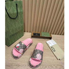 Load image into Gallery viewer, Gucci GG Women Gucci Les Pommes Sandal Beige and Ebony GG Supreme Canvas