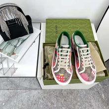 Load image into Gallery viewer, Gucci GG Women Gucci Les Pommes Sneaker Beige and Ebony GG Supreme Canvas