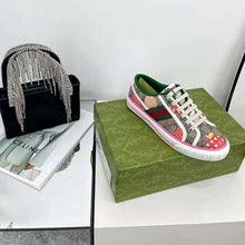 Load image into Gallery viewer, Gucci GG Women Gucci Les Pommes Sneaker Beige and Ebony GG Supreme Canvas