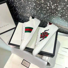 Load image into Gallery viewer, Gucci Men Ace Embroidered Sneaker with An Embroidered Kingsnake-White