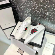 Load image into Gallery viewer, Gucci Men Ace Embroidered Sneaker with An Embroidered Kingsnake-White
