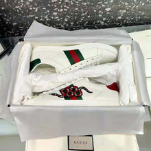 Load image into Gallery viewer, Gucci Men Ace Embroidered Sneaker with An Embroidered Kingsnake-White