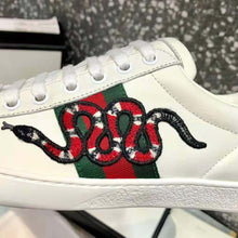 Load image into Gallery viewer, Gucci Men Ace Embroidered Sneaker with An Embroidered Kingsnake-White