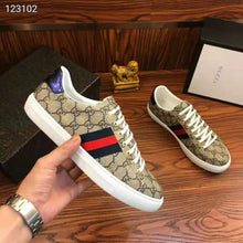 Load image into Gallery viewer, Gucci Men Ace GG Supreme Bees Sneaker-Brown