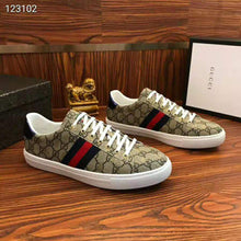 Load image into Gallery viewer, Gucci Men Ace GG Supreme Bees Sneaker-Brown