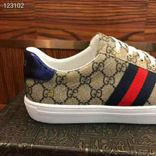 Load image into Gallery viewer, Gucci Men Ace GG Supreme Bees Sneaker-Brown