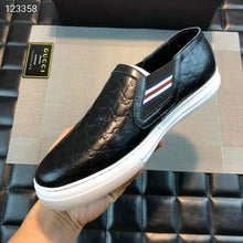 Load image into Gallery viewer, Gucci Men Gucci Signature Slip-On Sneaker-Black