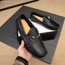 Load image into Gallery viewer, Gucci Men Leather Driver with Horsebit-Black