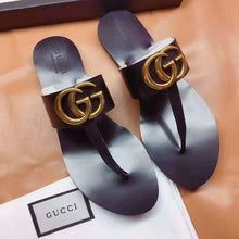 Load image into Gallery viewer, Gucci Men Leather Thong Sandal with Double G-Black
