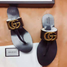 Load image into Gallery viewer, Gucci Men Leather Thong Sandal with Double G-Black