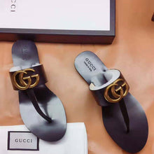 Load image into Gallery viewer, Gucci Men Leather Thong Sandal with Double G-Black