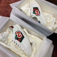 Load image into Gallery viewer, Gucci Unisex Ace Sneaker with GG Apple in White Leather 2 cm Heel